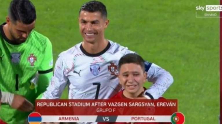 Συγκινητικό: Ο Ρονάλντο πήρε αγκαλιά έναν πιτσιρικά και εκείνος έβαλε τα κλάματα [βίντεο]