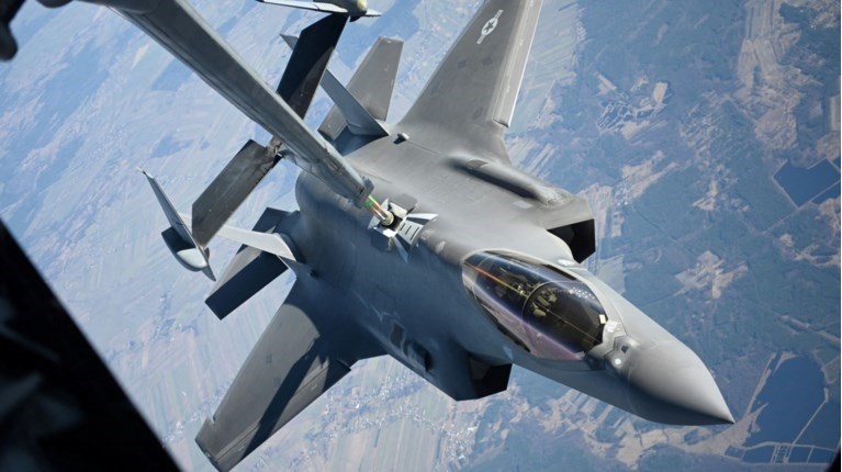 F35