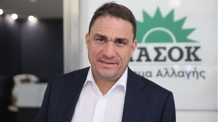 Κώστας Τσουκαλάς