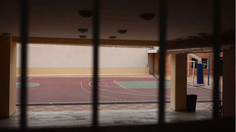 Μαθητής στην Πετρούπολη πήγε στο σχολείο με... μπαλτά 29 εκατοστών