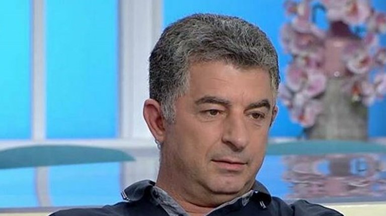 Γιώργος Καραϊβάζ
