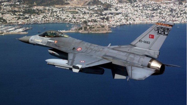 Υπερπτήση τουρκικού F-16 πάνω από το Φαρμακονήσι