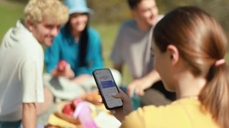 Snappi: Η τράπεζα που χωράει στην τσέπη σας και είναι παντού δίπλα σας