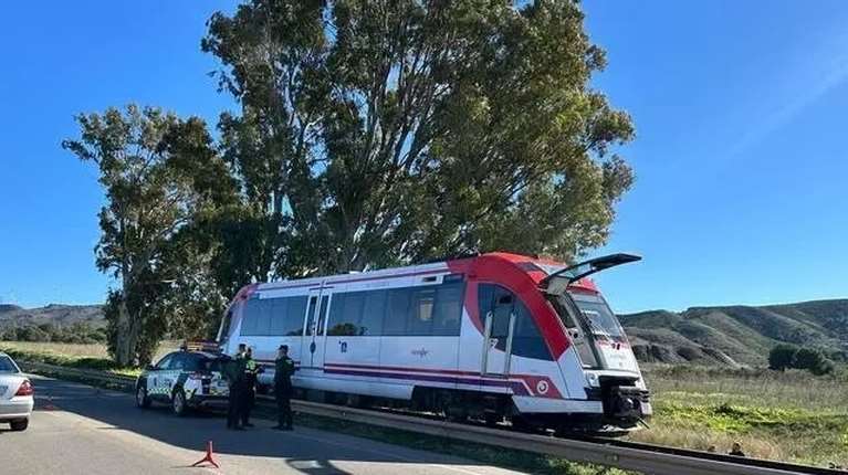 Νέο ατύχημα με τρένο στην Ισπανία - Συγκρούστηκε με γερανό: Το τέταρτο περιστατικό μέσα σε λίγες μέρες