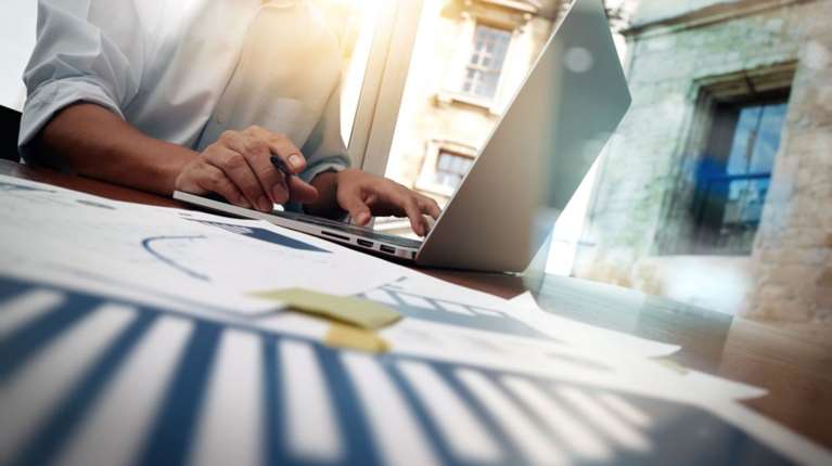 Από τα 185.000 καταναλωτικά δάνεια τα επτά στα δέκα εκταμιεύονται πλέον ψηφιακά