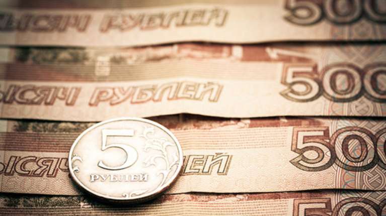 Απίστευτο: Εδωσαν κατά λάθος σε εργάτη στη Ρωσία τους μισθούς 34 συναδέλφων του, αρνείται να επιστρέψει τα λεφτά