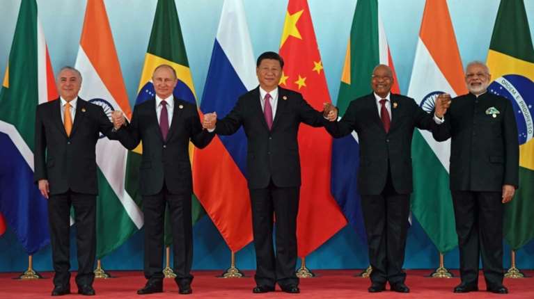 Οι χώρες της BRICS καταγγέλλουν τον προστατευτισμό και τον &quot;δασμολογικό εκβιασμό&quot; των ΗΠΑ
