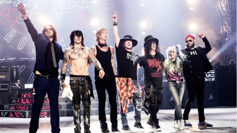 GUNS N ROSES