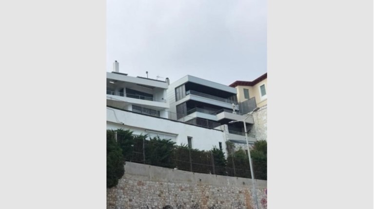 βιλα Γεωργιου Γλου