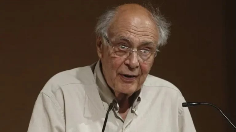 ΑΛΕΞΗΣ ΠΟΛΙΤΗΣ