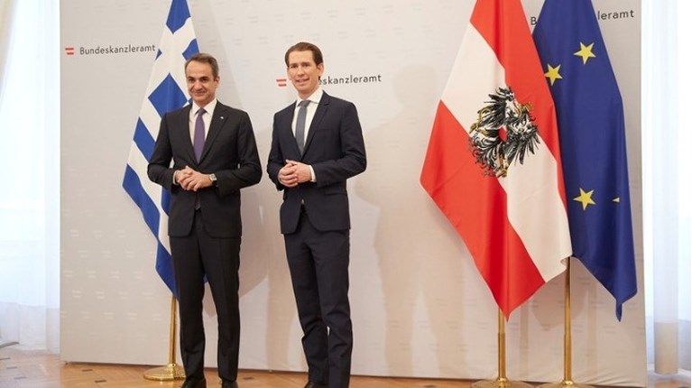 μητσοτάκης κουρτς