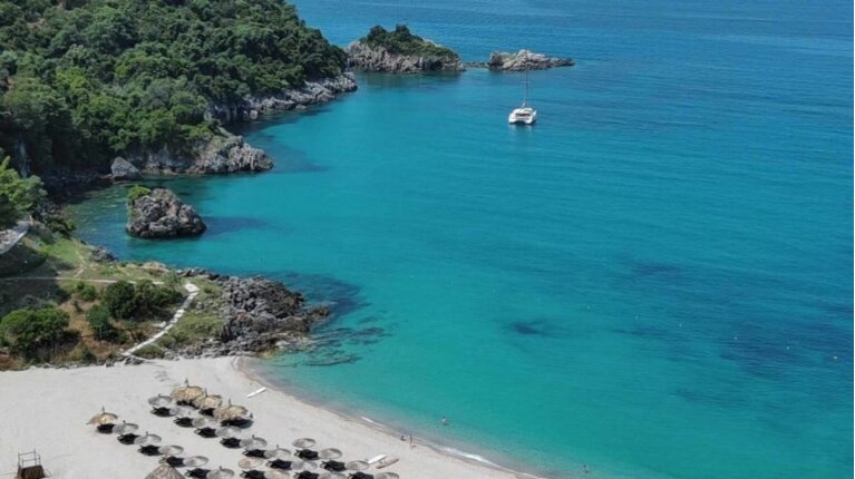 ΠΑΡΑΛΙΑ ΚΑΡΑΒΟΣΤΑΣΙ