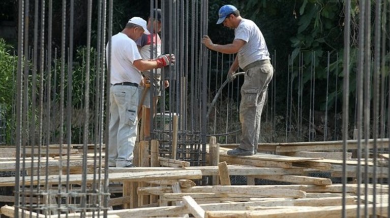 Δειλή ανάσχεση πτώσης στην οικοδομική δραστηριότητα