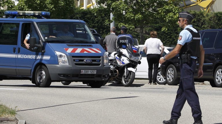 Επίθεση από τζιχαντιστές σε εργοστάσιο της Γκρενόμπλ