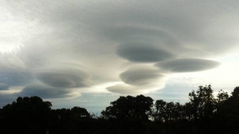 Κρήτη: Λένε πως είδαν UFO πάνω από τα σπίτια τους - Μαρτυρίες στην κάμερα