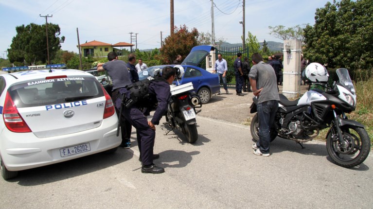 Σε εξέλιξη μεγάλη αστυνομική επιχείρηση στη Δυτική Αττική