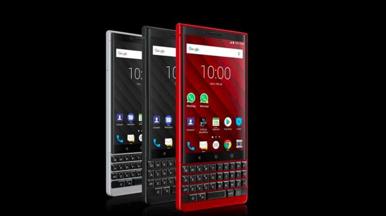 Social media και smartphones: Πόσο τελικά επηρεάζουν την ψυχική υγεία των νέων