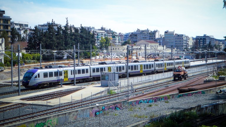ΤΡΕΝΑ