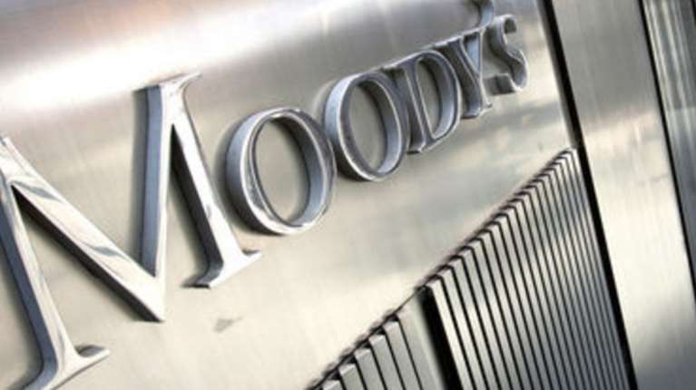 Γιατί η Moody&#39;s αναβάθμισε την Ελλάδα: &quot;Θεσμικές βελτιώσεις, σταθερό πολιτικό περιβάλλον, κυβερνητική πολιτική&quot;
