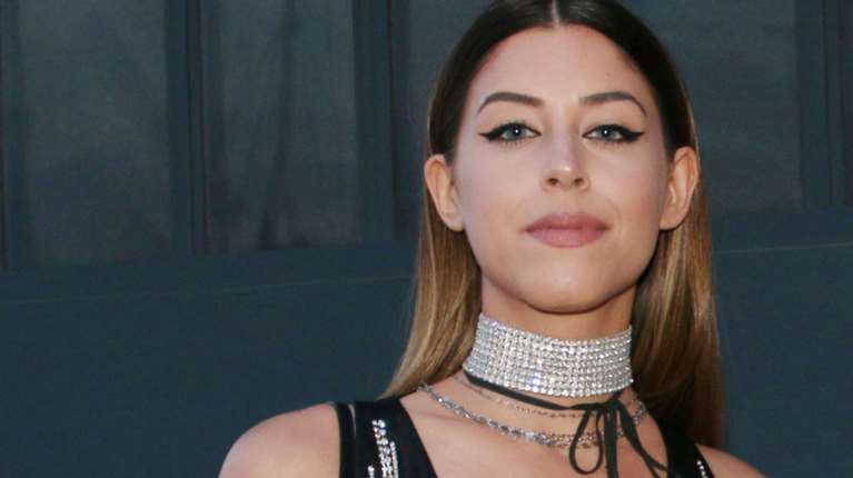 Demy: "Η ζωή με ζορίζει - Είμαι διαλυμένη"