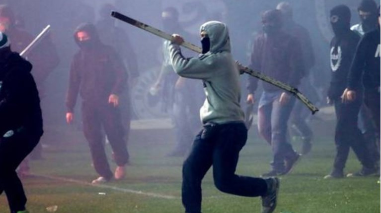 Ταυτοποιήθηκαν τρεις χούλιγκαν για τα επεισόδια στο ντέρμπι