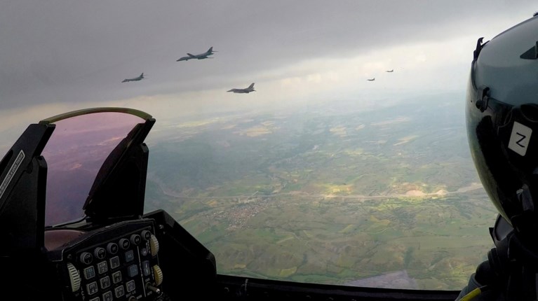 F-16