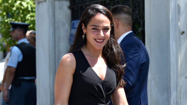 Δόμνα Μιχαηλίδου: Η εντυπωσιακή οικονομολόγος ορκίστηκε υφυπουργός Εργασίας