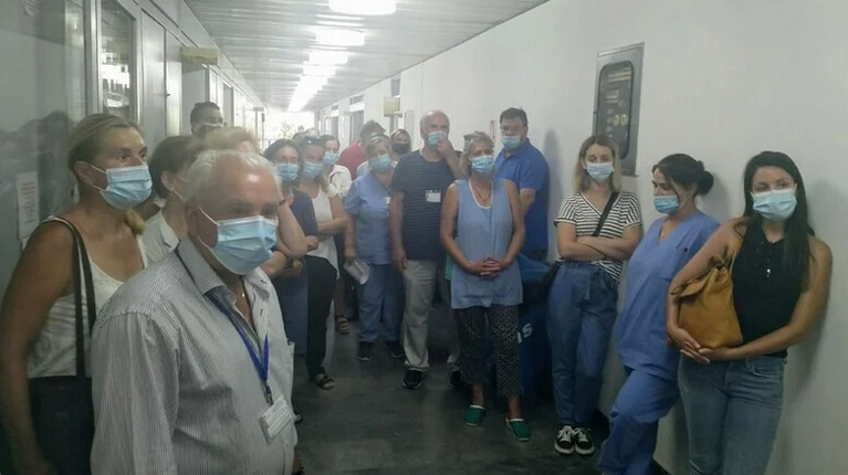 Πάτρα ανεμβολίαστοι νοσοκομειακοί