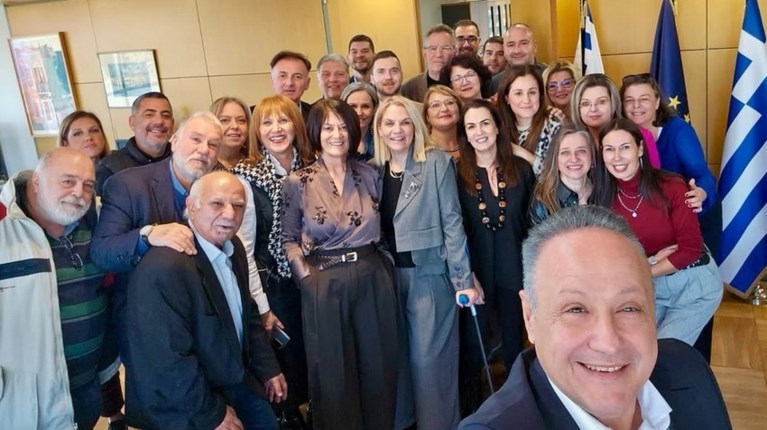 ΑΓΓΕΛΟΥΔΗΣ ΓΙΟΡΤΗ