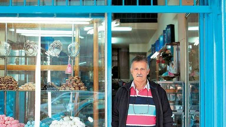Πέθανε ο Γιώργος Πιπερίδης, ιδιοκτήτης του ζαχαροπλαστείου Lido με το... θρυλικό τσουρέκι στο Παγκράτι