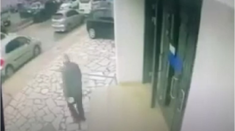 ΧΑΛΚΙΔΑ ΗΛΙΚΙΩΜΕΝΟΣ