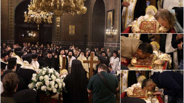 Λαϊκό προσκύνημα: Πλήθος κόσμου στον αποχαιρετισμό του Μητροπολίτη πρώην Θεσσαλονίκης Άνθιμου - Το Σάββατο η κηδεία