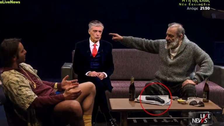 Ο Αντώνης Καφετζόπουλος τρολάρει τον Νίκο Ευαγγελάτο για τα &quot;όπλα&quot;: &quot;Τελικά μας έδωσε στις Αρχές ο άρδας&quot;