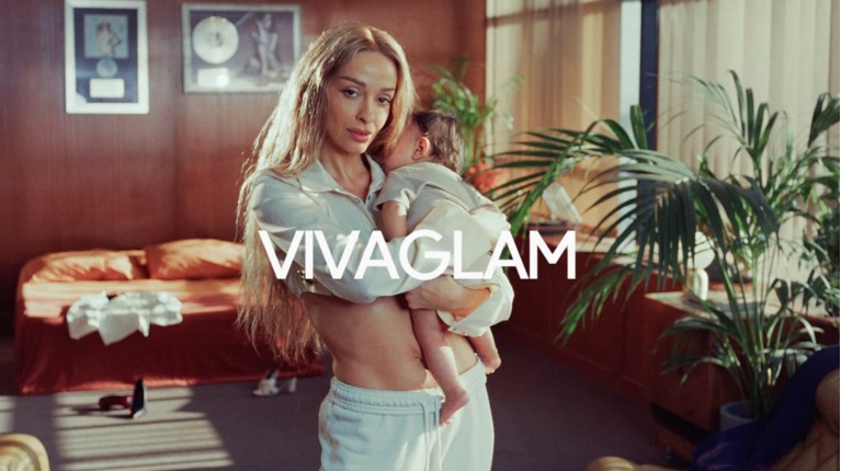 MAC VIVA GLAM