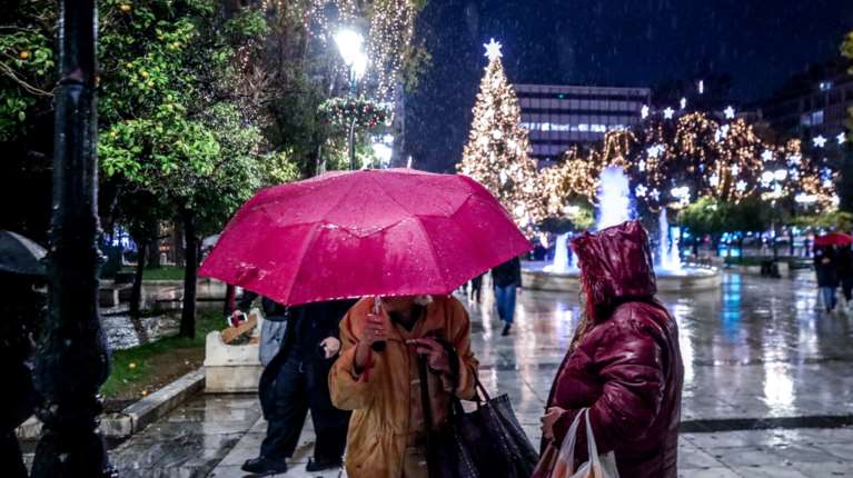 Καιρός: Βροχές και καταιγίδες το Σαββατοκύριακο - Πού θα κυμανθεί η θερμοκρασία