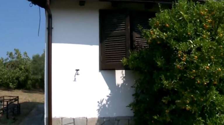 Θεσσαλονίκη: Ήρθε πρόσωπο με πρόσωπο με διαρρήκτη, μέρα μεσημέρι μέσα στο σπίτι του [βίντεο]