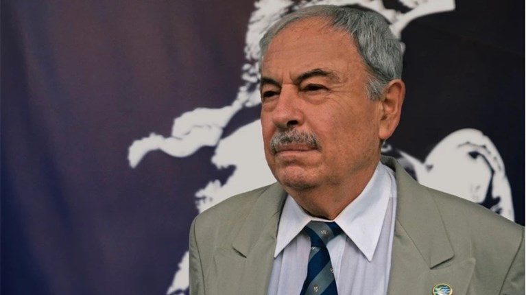 χατζηλιαδησ