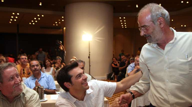 Πώς ο Αλέξης Τσίπρας πήρε τη θέση του Αλέκου Αλαβάνου- Η κόντρα τους και το debate των αρχηγών που τον εκτόξευσε