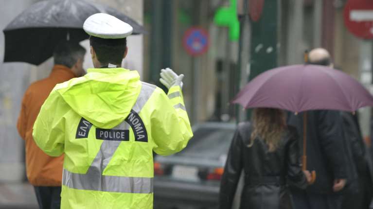 Έκτακτο δελτίο επιδείνωσης καιρού για ισχυρές καταιγίδες σε δυτική και βορειοδυτική Ελλάδα