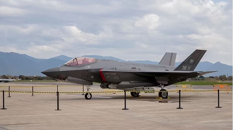 F35