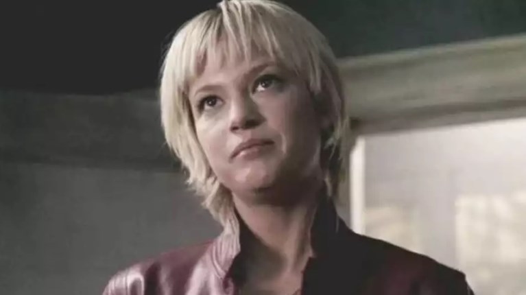Nicki Aycox