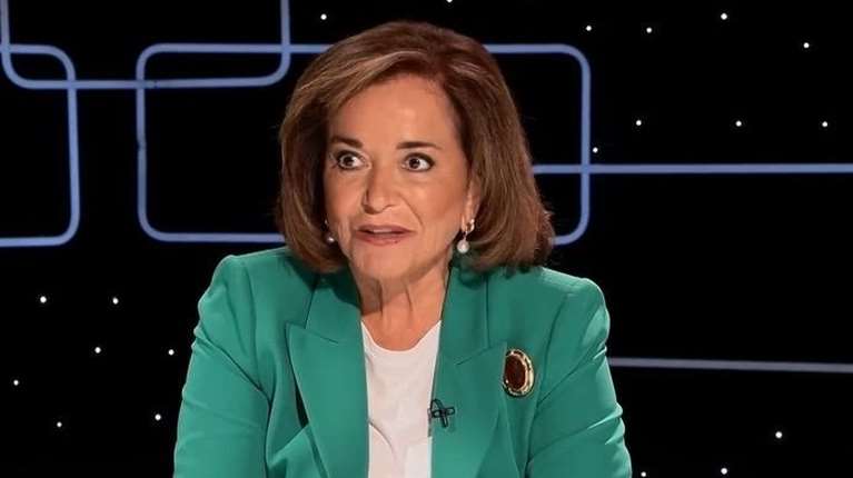 Η Ντόρα Μπακογιάννη περιγράφει πώς βρέθηκε στην ίδια ταβέρνα με τον Κουφοντίνα: &quot;Μας κοίταζε μουγκός με ένα περίεργο βλέμμα&quot;