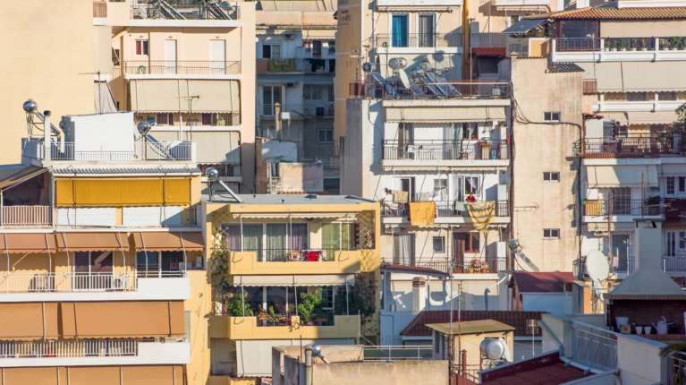 Επιδότηση έως 36.000 ευρώ για ανακαίνιση των σπιτιών: Οι προϋποθέσεις και τα "μυστικά" των 6 νέων μέτρων