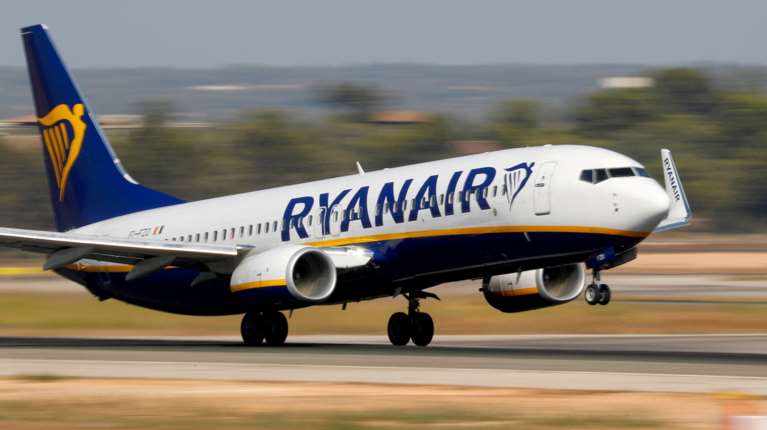 Παρολίγον τραγωδία με αεροσκάφος της Ryanair: Προσγειώθηκε στο Μάντσεστερ ενώ είχε καύσιμα για μόλις 6 λεπτά πτήσης