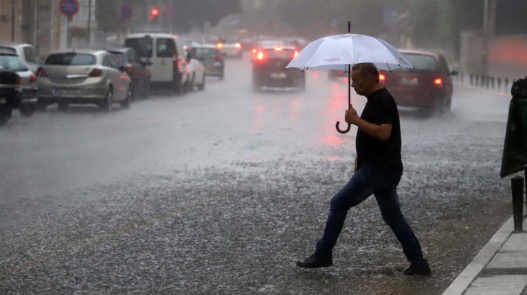 ΚΑΙΡΟΣ ΚΑΤΑΙΓΙΔΑ ΒΡΟΧΗ