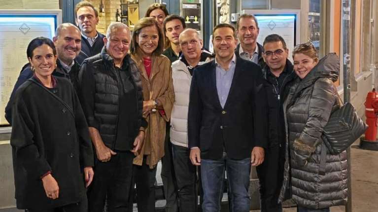 Η κοινή φωτογραφία Μπακογιάννη - Τσίπρα στο Στρασβούργο: "Μία από τις καλύτερες ομάδες"