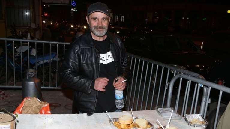 Ο Κωνσταντίνος Πολυχρονόπουλος ανοίγει παραδοσιακό καφενείο: &quot;Δεν με κατηγορούν για εγκληματική οργάνωση&quot;