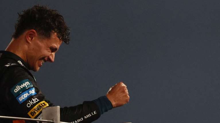 Έγραψε Ιστορία: Ο Βρετανός Λάντο Νόρις κατέκτηκε το πρωτάθλημα της Formula 1 για πρώτη φορά [βίντεο]