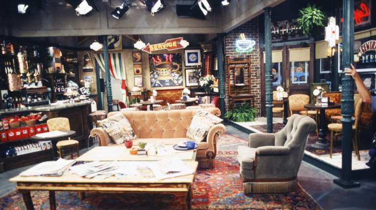 Ανοίγει στη Νέα Υόρκη μόνιμο καφέ Central Perk - Με καφέδες και ατάκες από τα &quot;Φιλαράκια&quot;