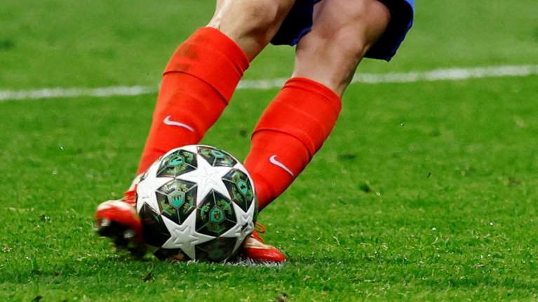 Χαμός για το Ατλέτικο - Ρεάλ και την ακύρωση του πέναλτι - Το βίντεο που δείχνει ότι ο Άλβαρες είχε διπλή επαφή με την μπάλα